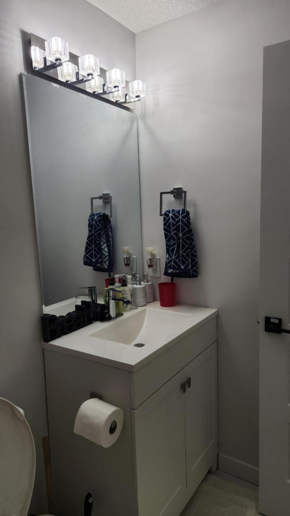 Modern 2 Bedroom Basement Suite At West Эдмонтон Экстерьер фото